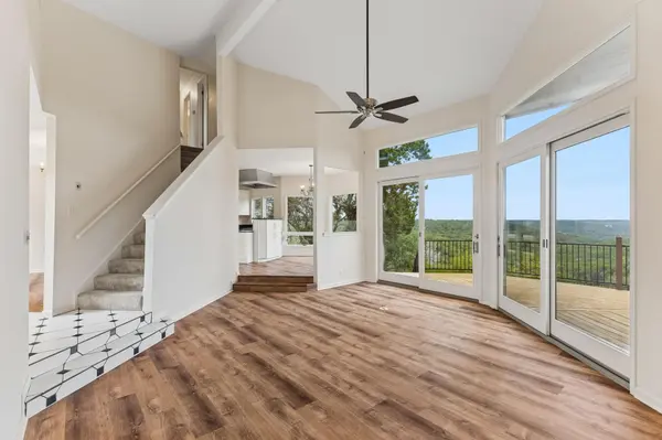 17715 N Rim DR, Leander, TX 78641