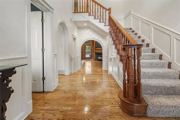 1205 Carmel CT, College Station, TX 77845