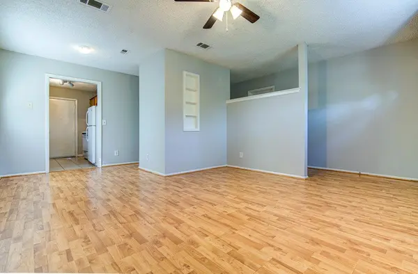 907 Taulbee LN #A, Austin, TX 78757