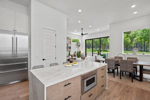 2704 Estonia PATH, Austin, TX 78741