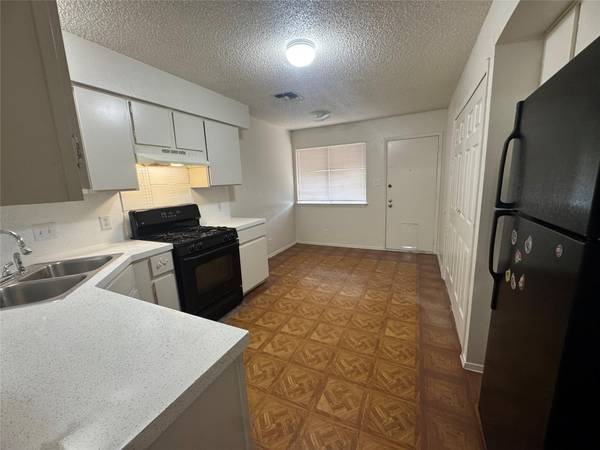 10606 Lanshire DR #B, Austin, TX 78758