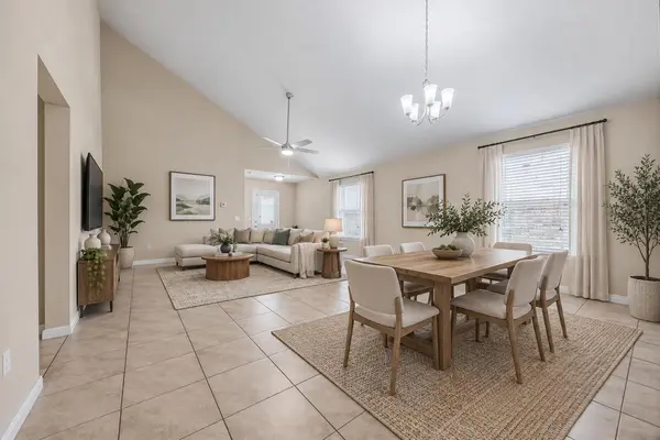 291 Dusky Thrush DR, Kyle, TX 78640