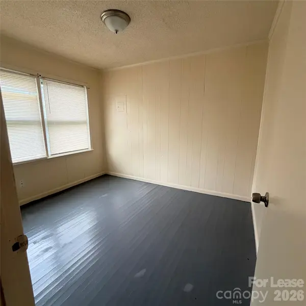 1661 Montana DR #1, Charlotte, NC 28216