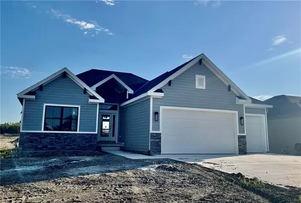 9423 N Belleview AVE, Kansas City, MO 64155