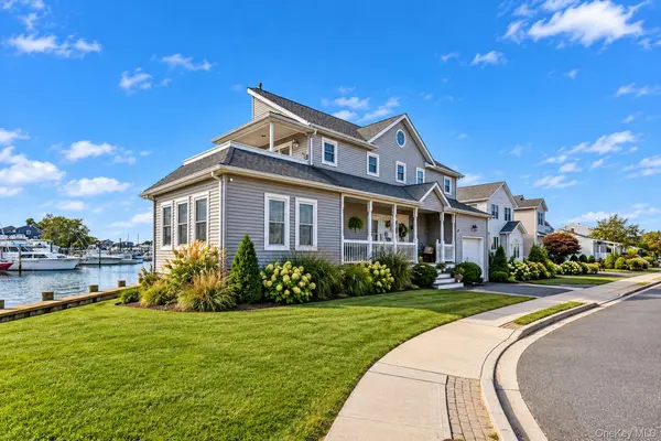 268 Gordon PL, Freeport, NY 11520