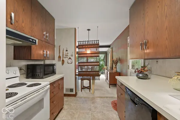 920 Southview DR, Indianapolis, IN 46227