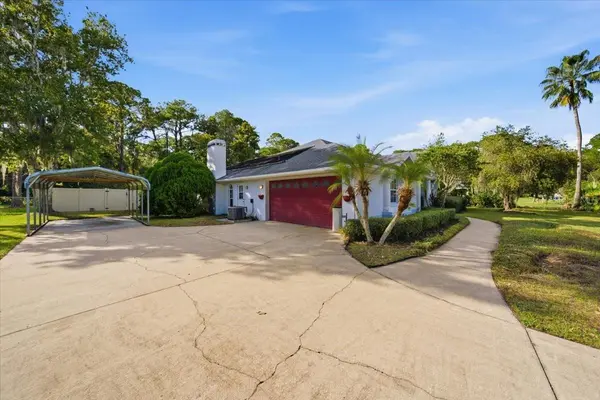 24 KEEBLE AVE, Debary, FL 32713