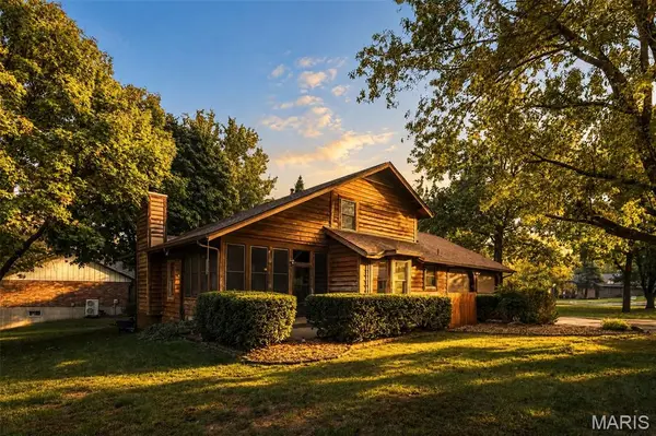 29 Number Six Green DR #A, St Charles, MO 63303
