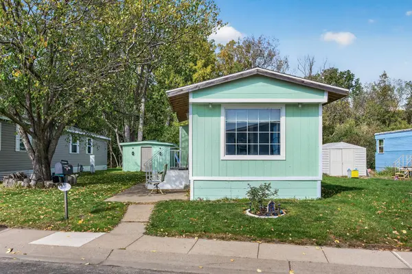 1420 Champion DR, New Brighton, MN 55112