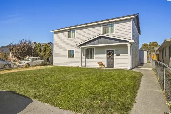 915 W Opal Street, Pasco, WA 99301