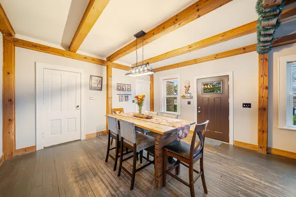 N6518 COUNTY ROAD D, New London, WI 54961