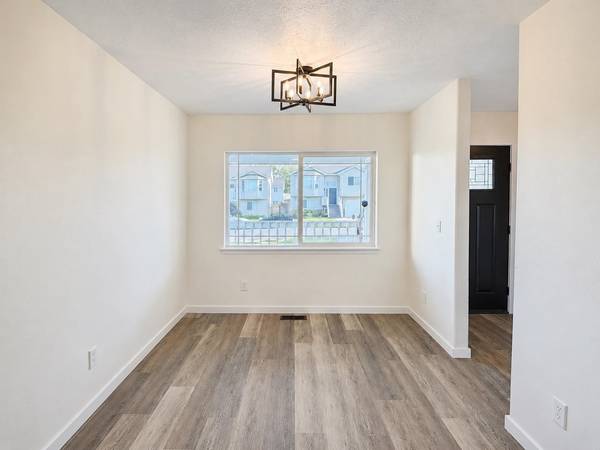 10611 E Baldwin Ave, Spokane Valley, WA 99206