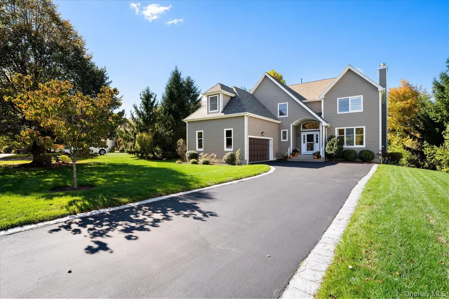 4 Harris CT, Baldwin Place, NY 10505