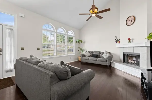 14512 WILSHIRE CIR, Grandview, MO 64030