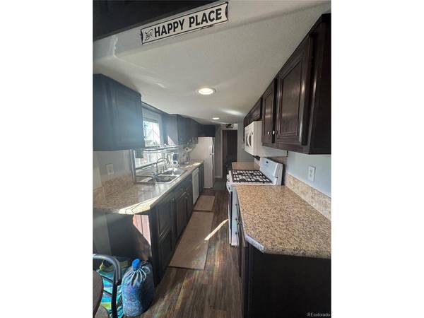 19253 E US 24, Woodland Park, CO 80863