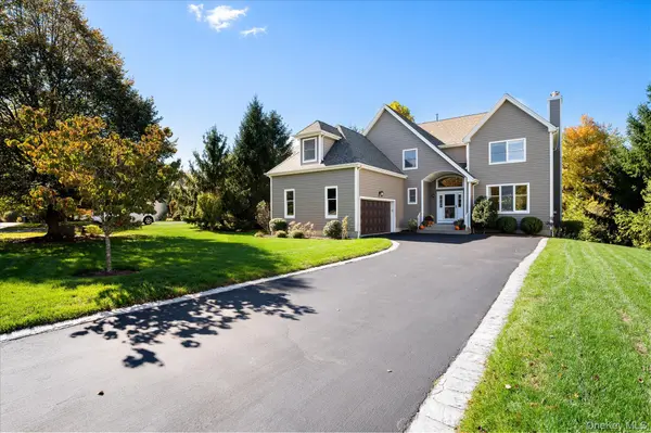 4 Harris CT, Baldwin Place, NY 10505