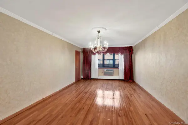 99-11 60th Avenue #Apt No. 4E, Corona, NY 11368