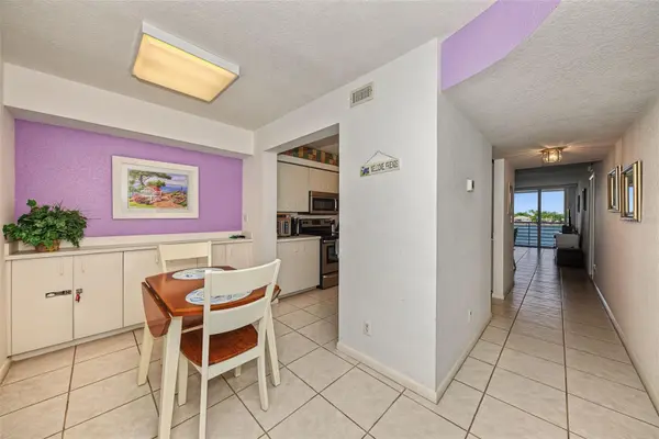 6083 BAHIA DEL MAR CIR #362, St Petersburg, FL 33715