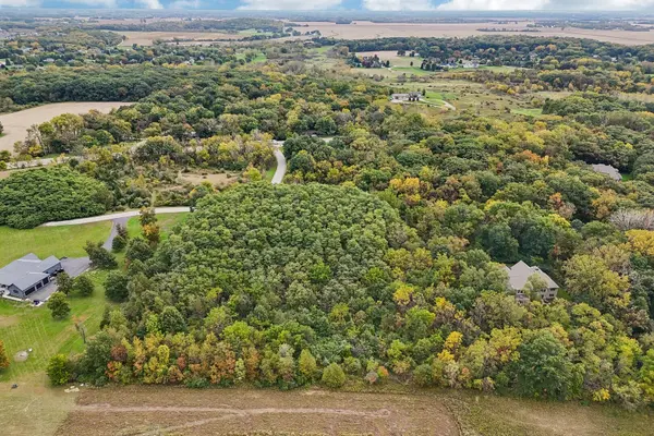 0S701 Autumn Woods LN, Elburn, IL 60119