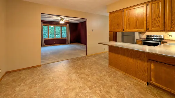 1613 Canary DR, Albert Lea, MN 56007