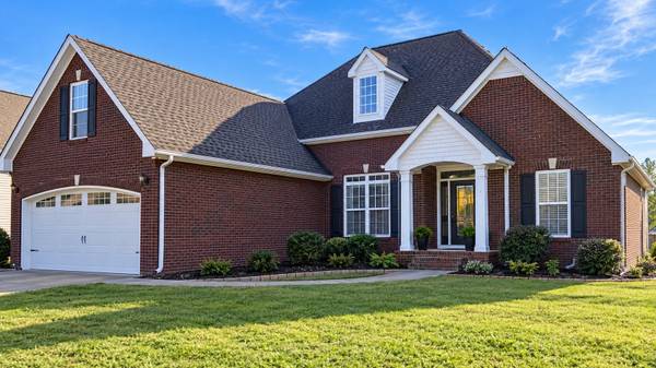 724 Cavalier Dr, Clarksville, TN 37040
