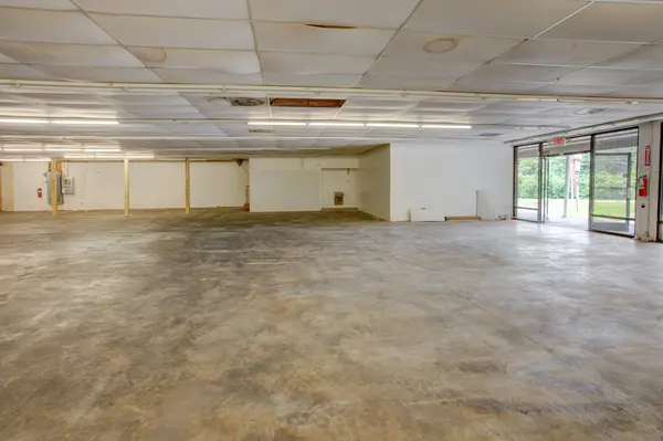 2560 Windfield Dunn Parkway, Kodak, TN 37764