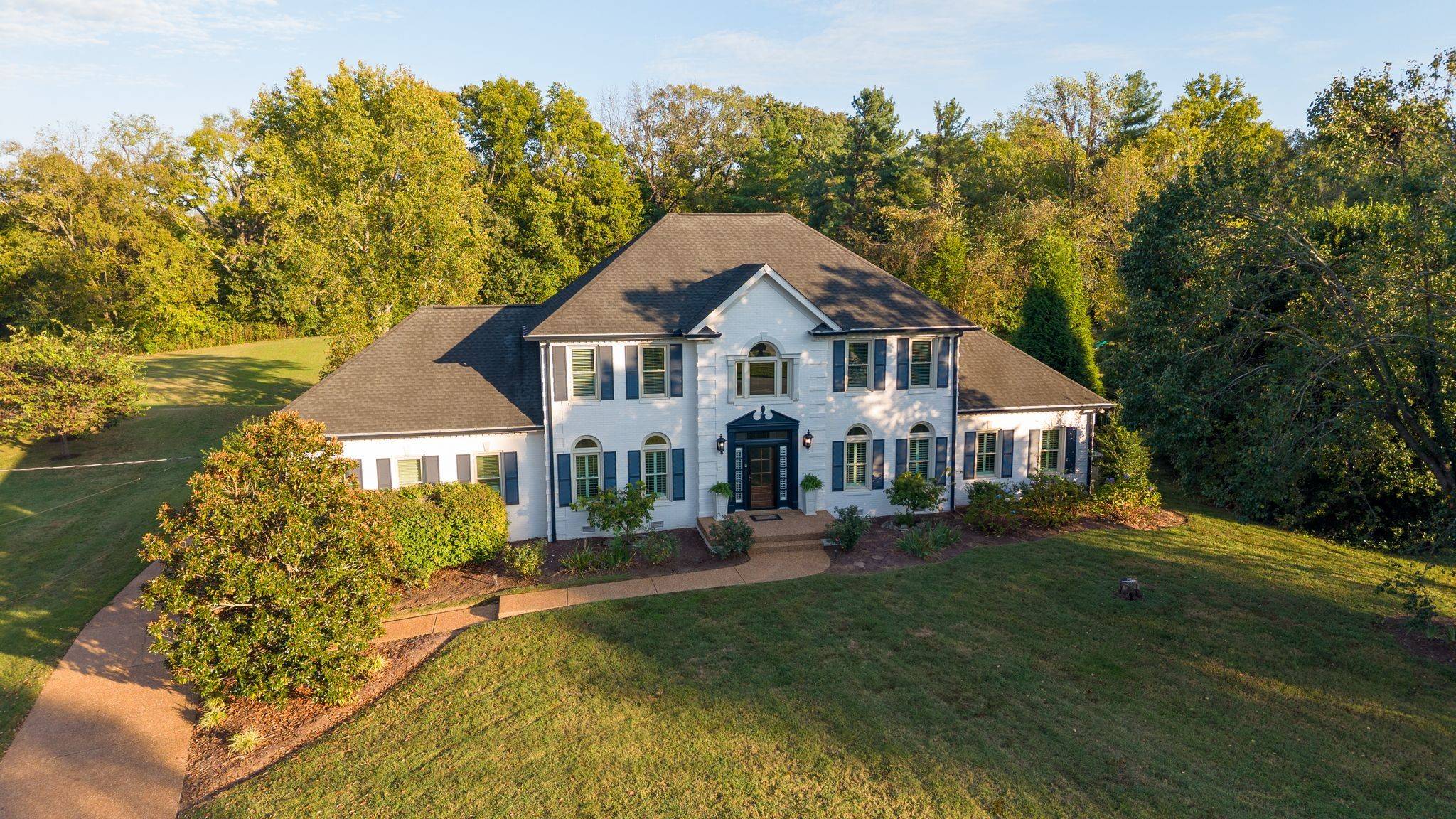 1412 Arrowhead Dr, Brentwood, TN 37027