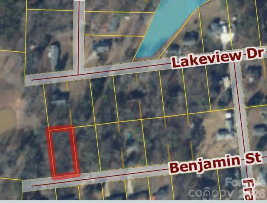 216 Benjamin ST, Greenwood, SC 69646