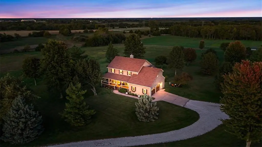 23237 Nall RD, Bucyrus, KS 66013