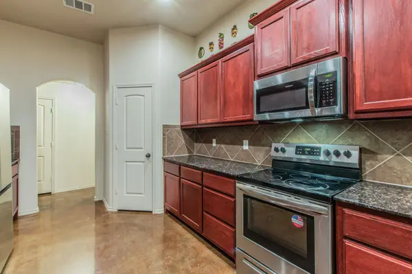 7605 Oliver Loving DR, Killeen, TX 76549