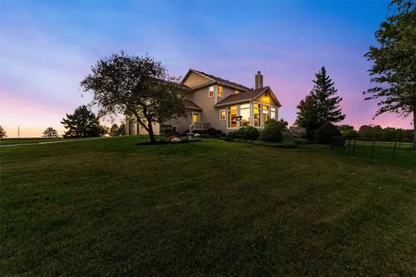 23237 Nall RD, Bucyrus, KS 66013