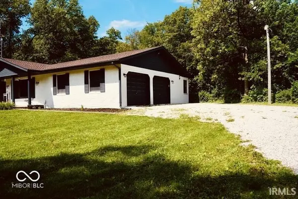 785 Deer Run RD, Orleans, IN 47452
