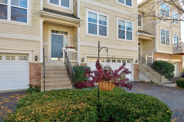 1871 Watercolor PL, Grayslake, IL 60030