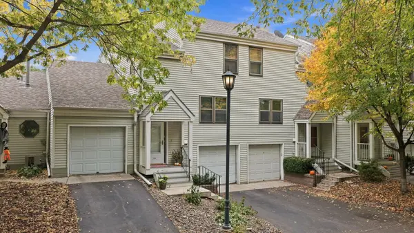 246 3rd AVE NE, Minneapolis, MN 55413