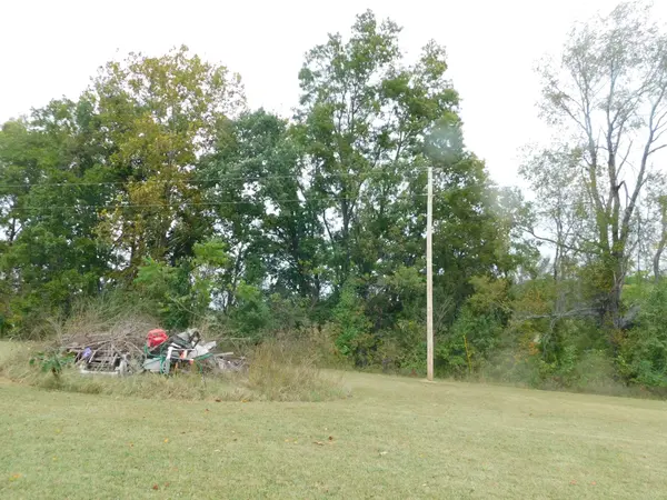 3132 Highway 31 E, Bethpage, TN 37022