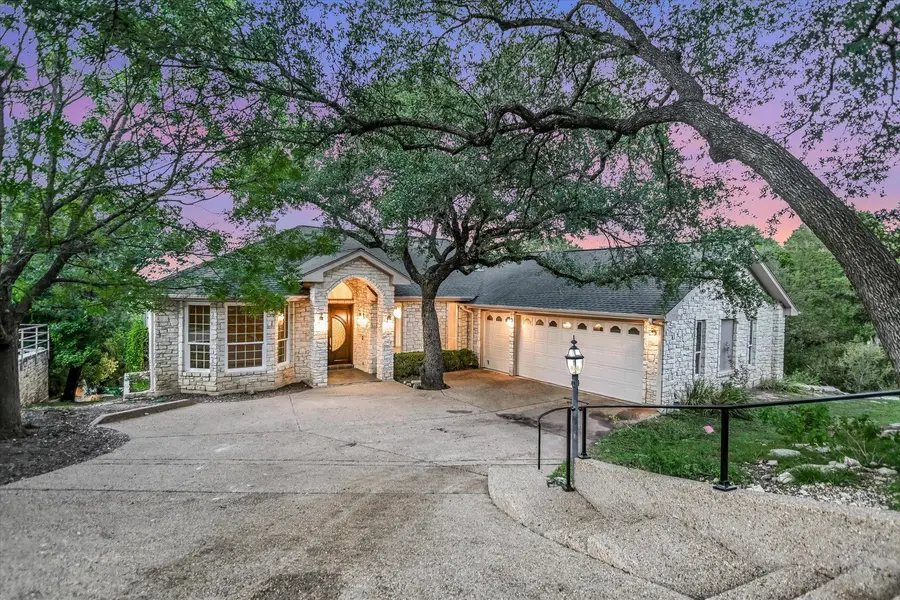 103 Highlander ST, Lakeway, TX 78734
