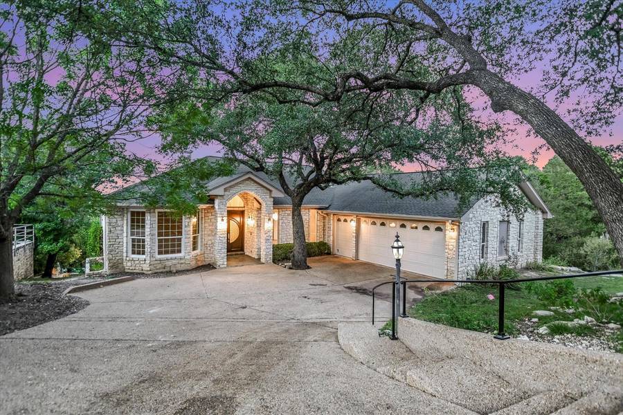 103 Highlander ST, Lakeway, TX 78734