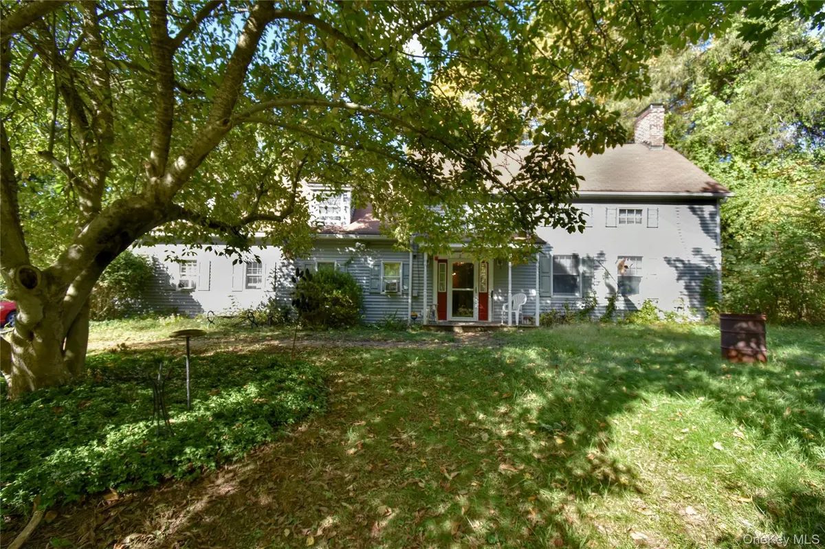21 Fishkill RD, Hopewell Junction, NY 12533