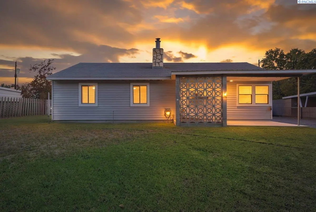 413 Basswood Ave, Richland, WA 99352