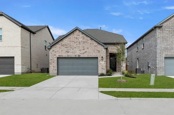 14205 Gallatin Street, Pilot Point, TX 76258