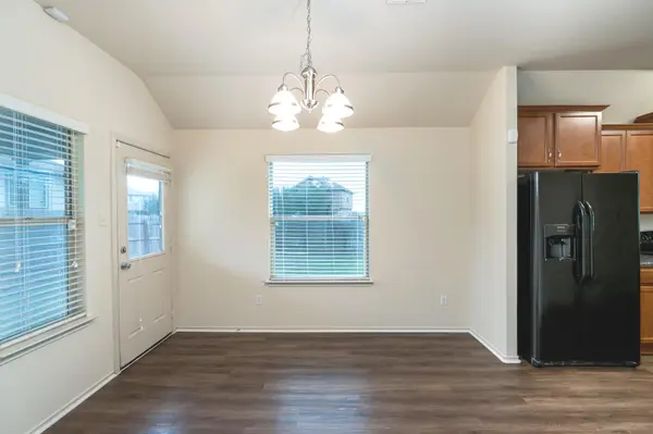 217 Azurite DR, Jarrell, TX 76537