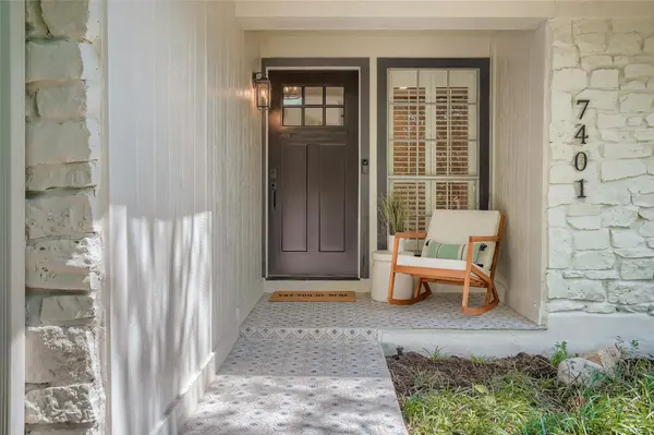 7401 Whispering Oaks DR, Austin, TX 78745