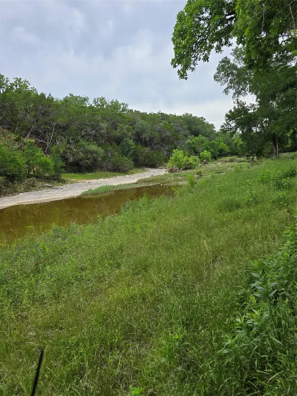 2301 CR 307, Jarrell, TX 76537