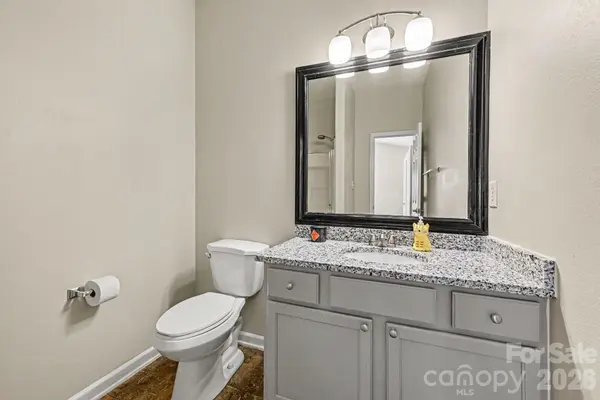 8334 Carob Tree LN, Charlotte, NC 28215