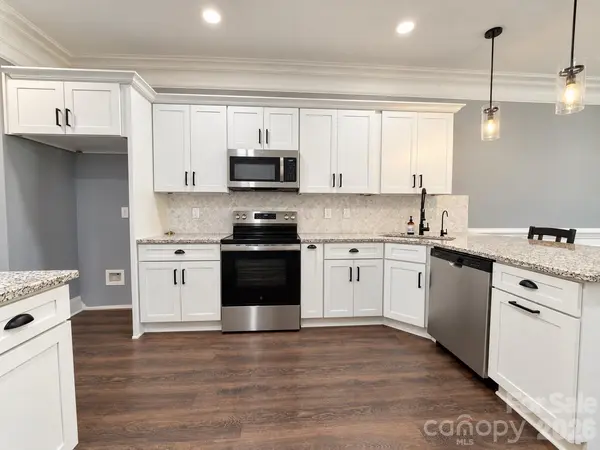 6519 Pargo RD, Charlotte, NC 28216