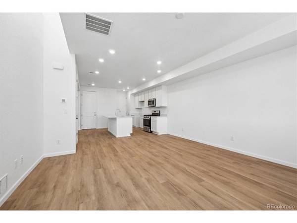 24175 E 30th, Aurora, CO 80019
