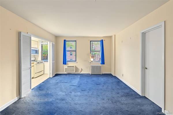 21528 47th AVE #2B, Bayside, NY 11361