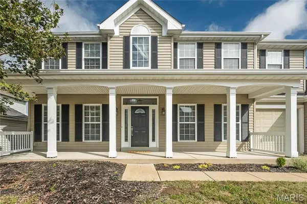 414 Avalon Chase DR, Fenton, MO 63026