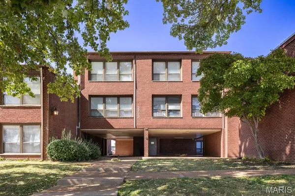 3725-41 Morganford RD, St Louis, MO 63116