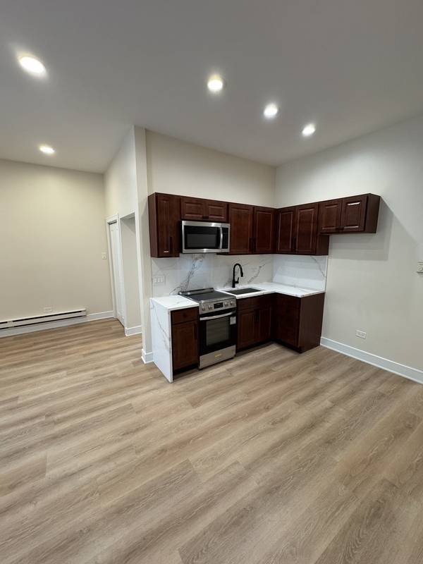 444 N State ST #3E, Chicago, IL 60654